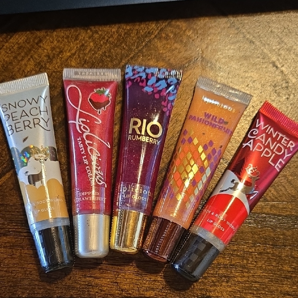 Assorted Women’s Lip Gloss Set - Berry & Apple Shades